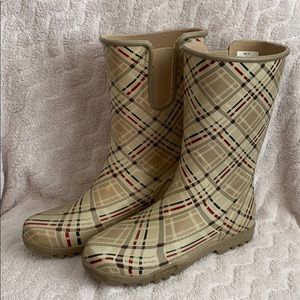 Sperry Rainboots